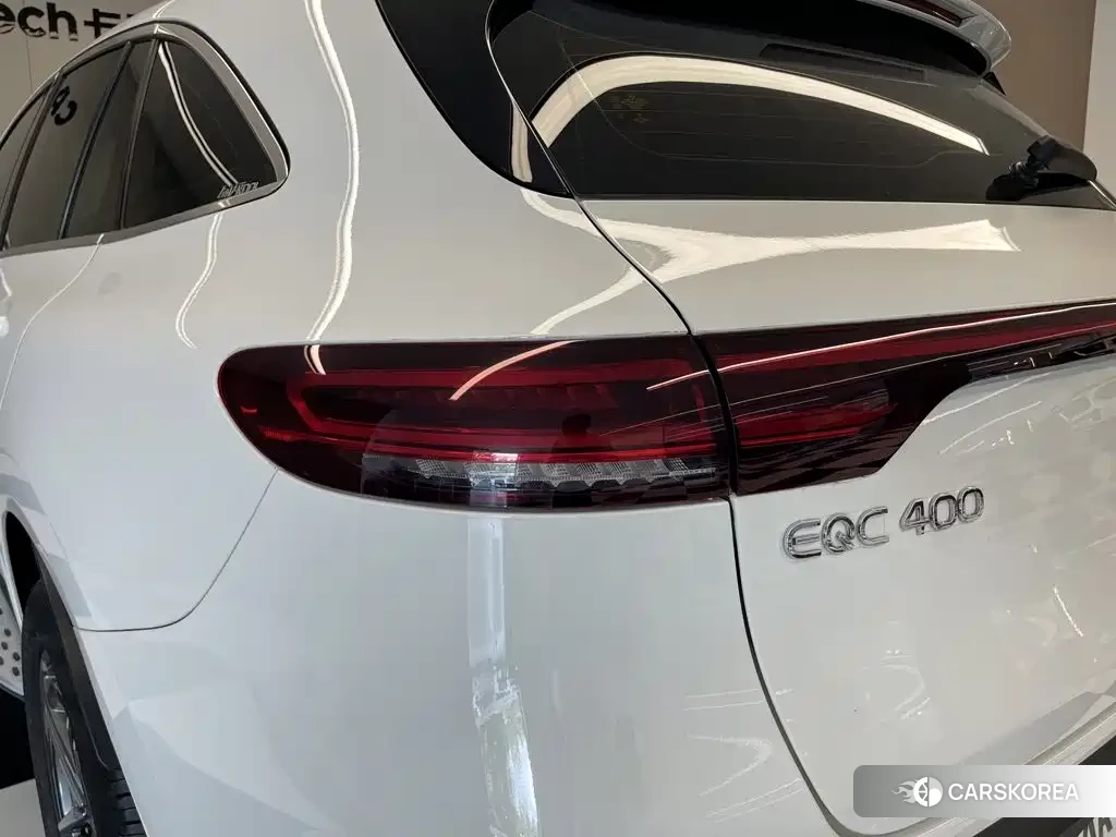 Mercedes-Benz EQC 2022 Белый из Китая, фото 5