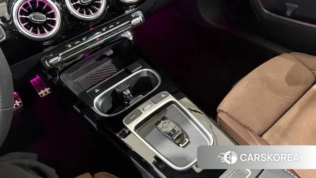 Mercedes-Benz A-Class W177 2025 Белый из Кореи, фото 5