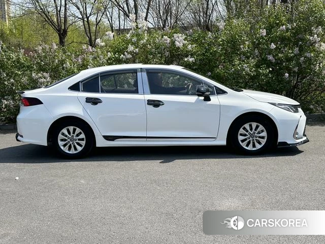 Toyota Corolla 2022 Белый из Китая, фото 5