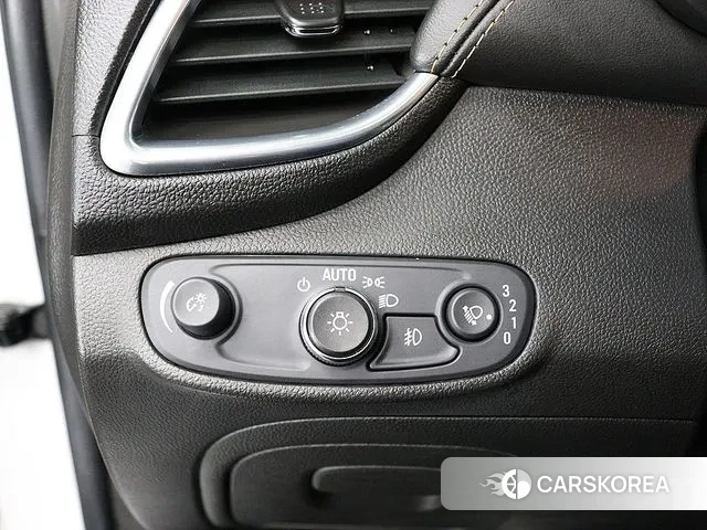 Chevrolet (GM Daewoo) The New Trax 2020 Белый из Кореи, фото 5