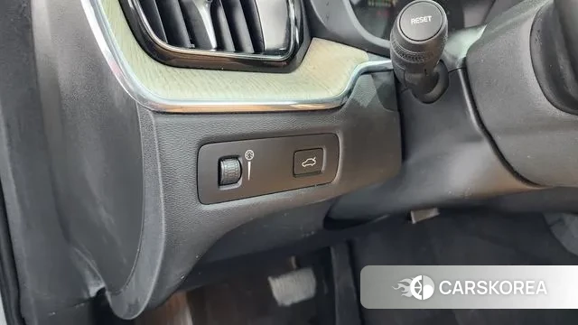 Volvo XC60 second Generation 2019 Белый из Кореи, фото 5