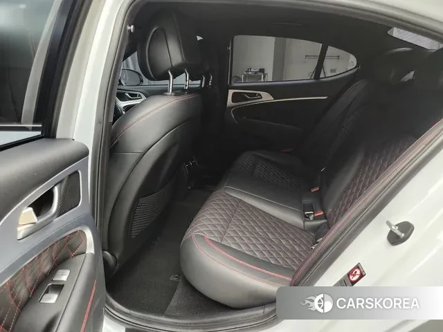 Genesis G70 2018 Белый из Кореи, фото 5