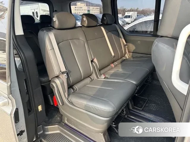 Hyundai Staria 2024 Серебряный из Кореи, фото 5