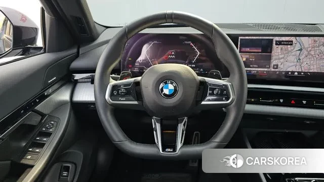 BMW 5 Series (G60) 2024 Черный из Кореи, фото 5