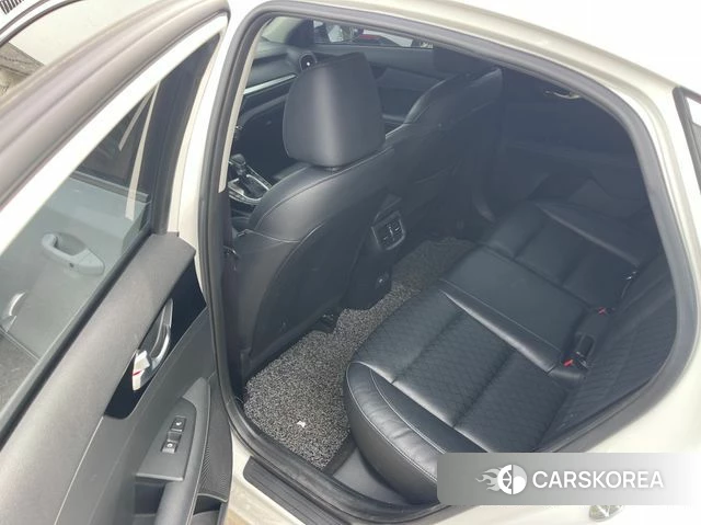 Kia The New K3 2nd generation 2021 Белый из Кореи, фото 5