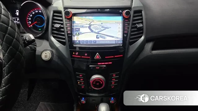 Ssangyong Tivoli Armor 2018 Темно-зеленый из Кореи, фото 5