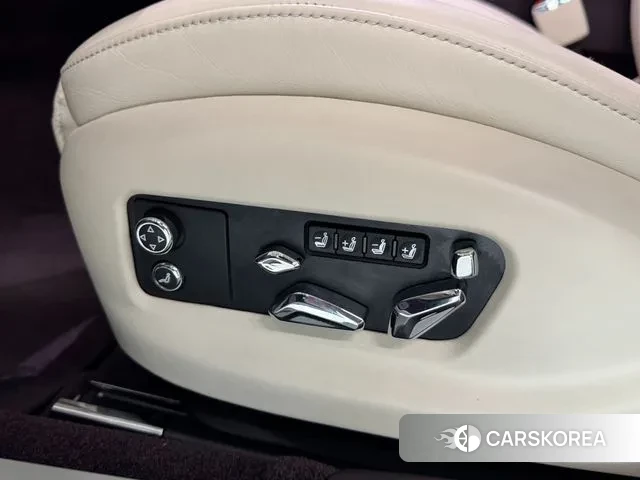 Bentley Flying Spur 3rd Generation 2022 Белый из Кореи, фото 5