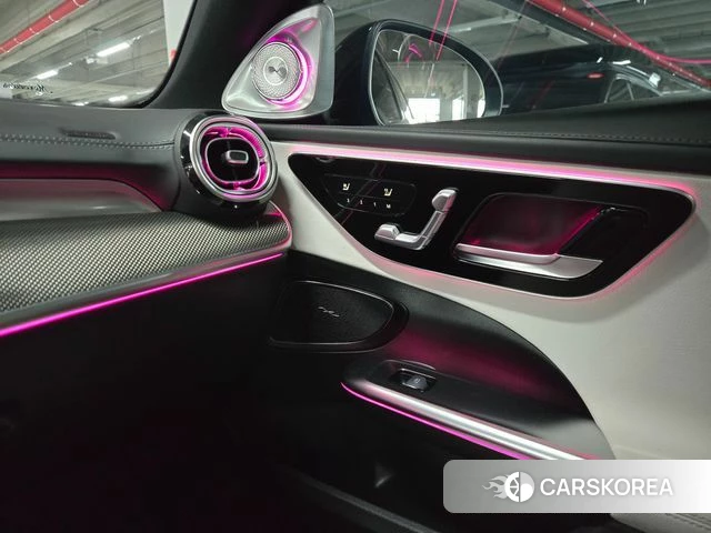 Mercedes-Benz C-Class W206 2023 Черный из Кореи, фото 5