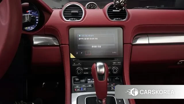 Porsche 718 Boxster 2022 Белый из Кореи, фото 5