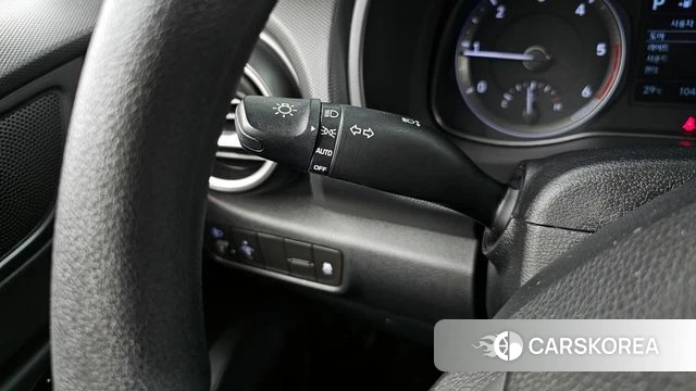 Hyundai Kona 2018 Белый из Кореи, фото 5