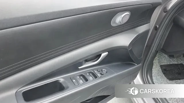 Hyundai Avante (CN7) 2020 Серебристо-серый из Кореи, фото 5