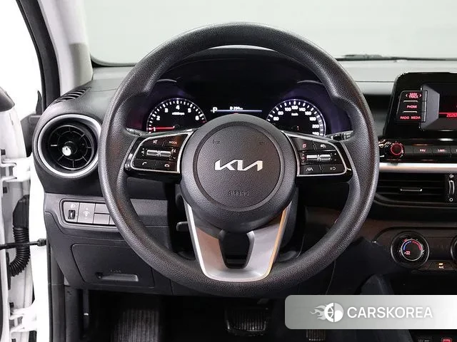 Kia The New K3 2nd generation 2021 Белый из Кореи, фото 5