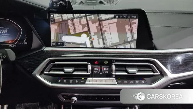 BMW X7 (G07) 2021 Белый из Кореи, фото 5