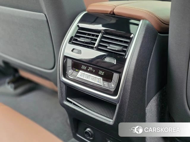 BMW X5 (G05) 2026 Цвет галактики из Кореи, фото 5