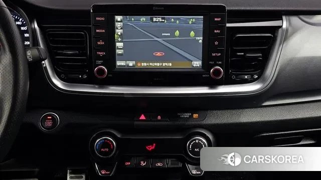 Kia Stonic 2018 Синий из Кореи, фото 5