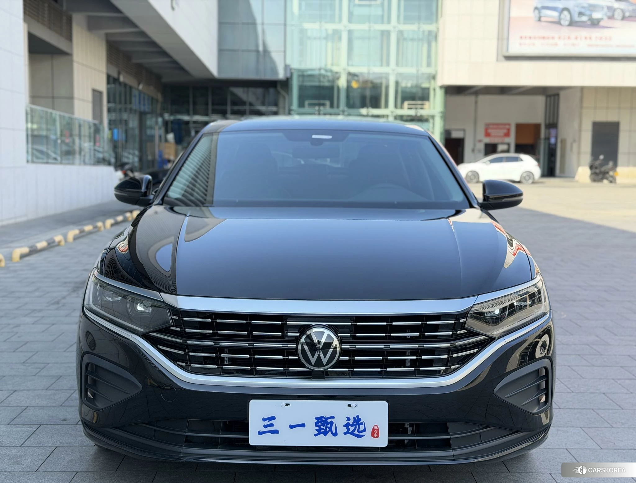 Volkswagen Passat 2022 Черный из Китая, фото 5