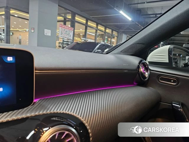 Mercedes-Benz A-Class W177 2020 Белый из Кореи, фото 5