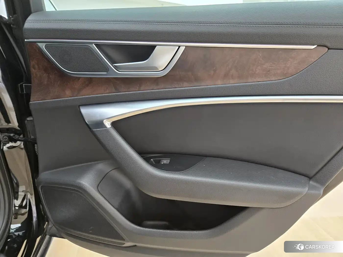 Audi A6 2020 Черный из Китая, фото 6