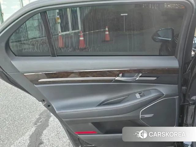 Genesis G90 2019 Черный из Кореи, фото 5