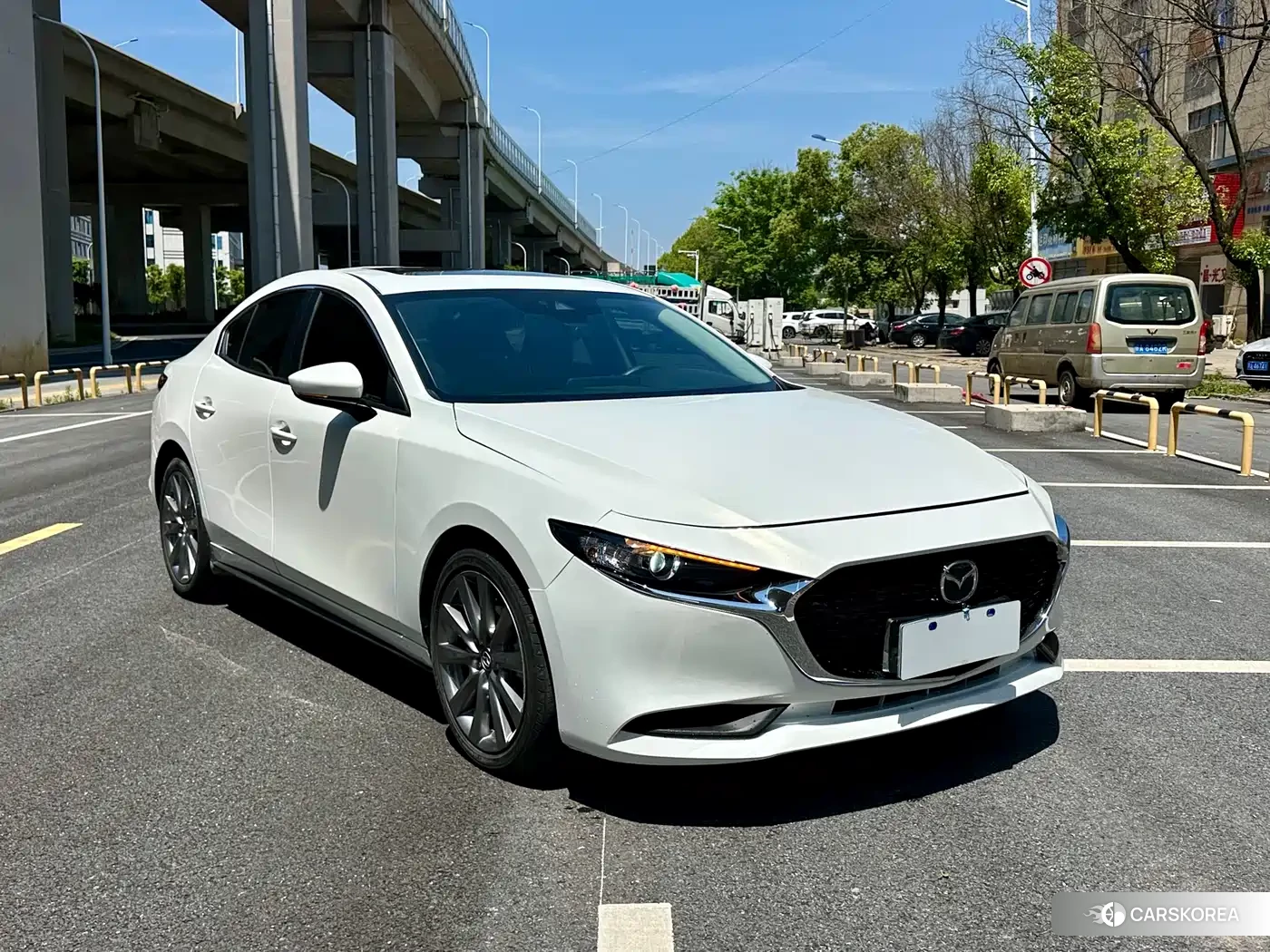 Mazda 3 2023 Белый из Китая, фото 6