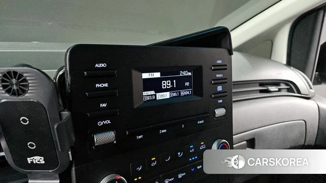 Hyundai Staria 2023 Черный из Кореи, фото 5