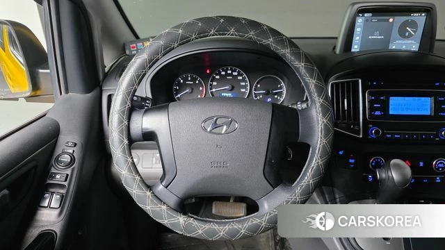Hyundai Grand Starex 2018 Желтый из Кореи, фото 5