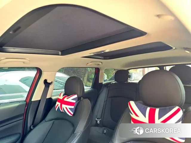 Mini Cooper S Clubman 2021 Красный из Кореи, фото 5