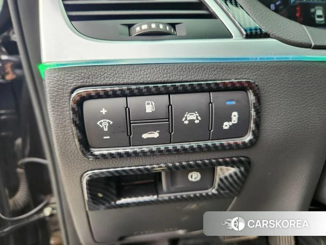 Genesis G80 2018 Черный из Кореи, фото 5