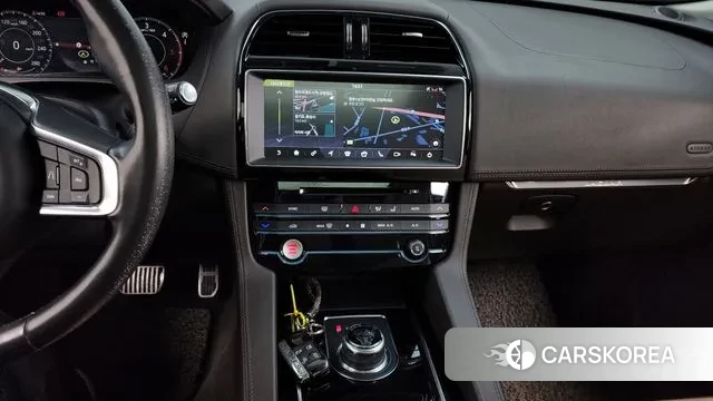 Jaguar F-PACE 2019 Белый из Кореи, фото 5