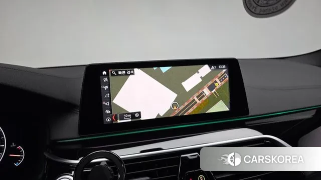 BMW 5 Series (G30) 2019 Белый из Кореи, фото 5