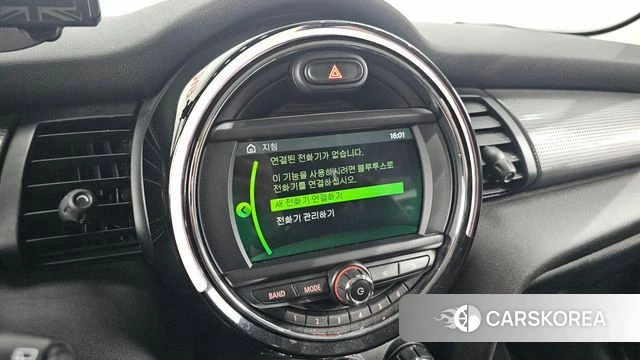 Mini Cooper 2019 Черный из Кореи, фото 5
