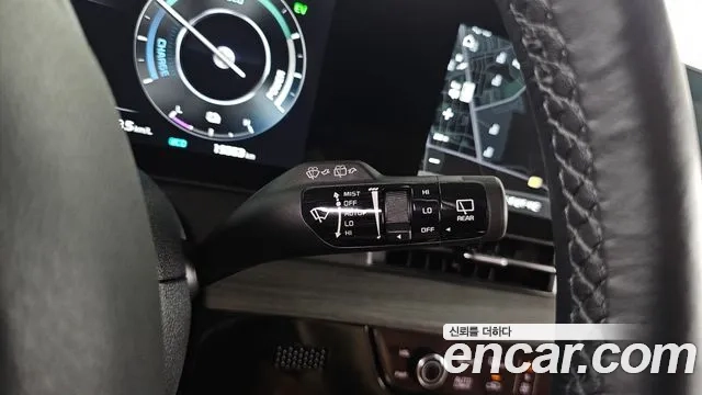 Kia Sportage 5th Generation Hybrid 2024 Белый из Кореи, фото 5