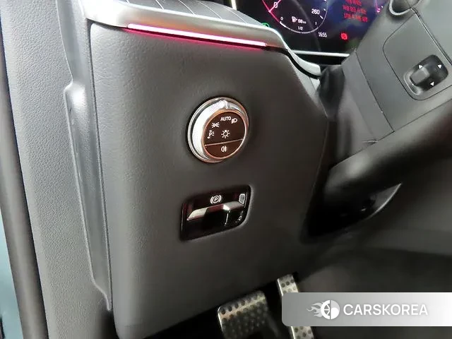 Mercedes-Benz GLC-Class X254 2025 Небесно-голубой из Кореи, фото 5