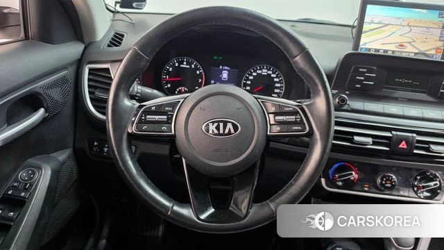 Kia Seltos 2019 Белый из Кореи, фото 5
