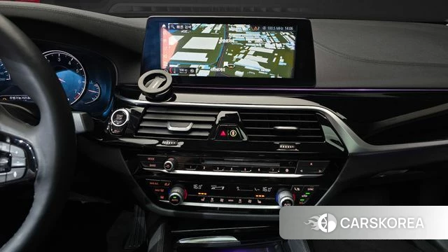 BMW 5 Series (G30) 2018 Черный из Кореи, фото 5