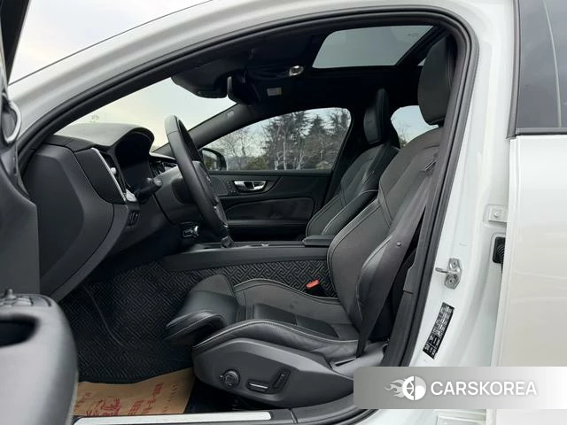 Volvo S60 2020 Белый из Китая, фото 5