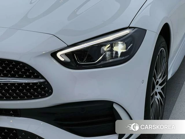 Mercedes-Benz Class C 2025 Белый из Китая, фото 5