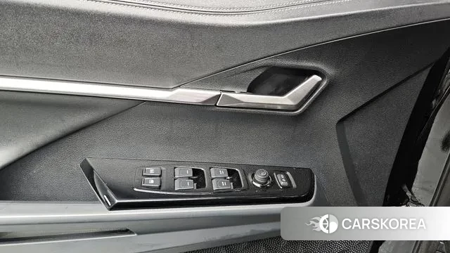 Ssangyong Torres 2022 Черный из Кореи, фото 5