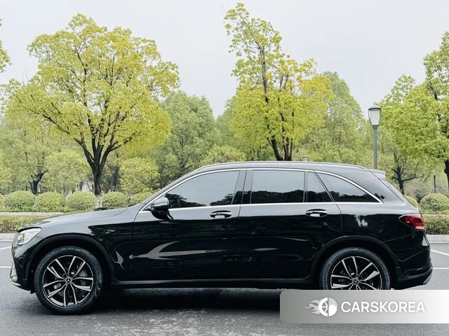 Mercedes-Benz GLC 2021 Черный из Китая, фото 5
