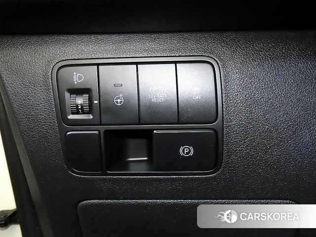 Hyundai Staria 2024 Белый из Кореи, фото 5