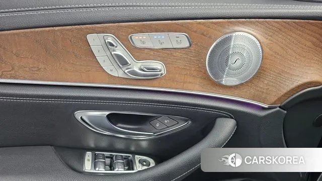 Mercedes-Benz E-Class W213 2019 Серый из Кореи, фото 5