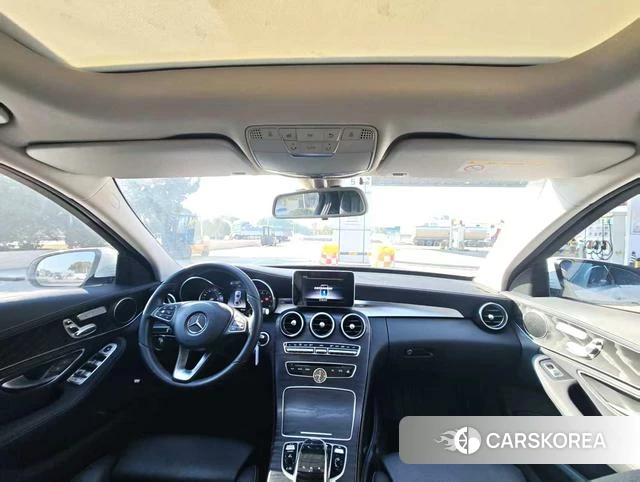 Mercedes-Benz Class C 2018 Белый из Китая, фото 5