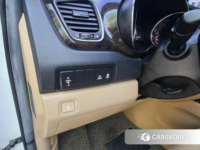 Kia The New Carnival 2018 Белый из Кореи, фото 5