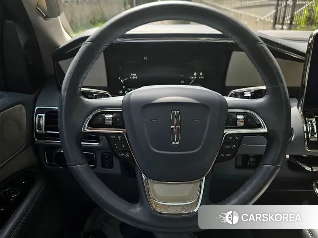 Lincoln Navigator 4th generation 2019 Белый из Кореи, фото 5