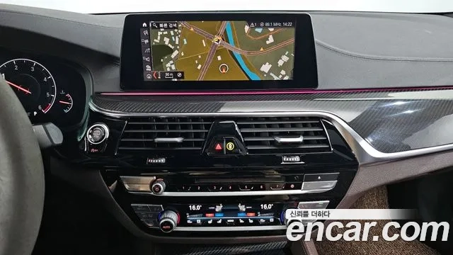 BMW 5 Series (G30) 2019 Белый из Кореи, фото 5