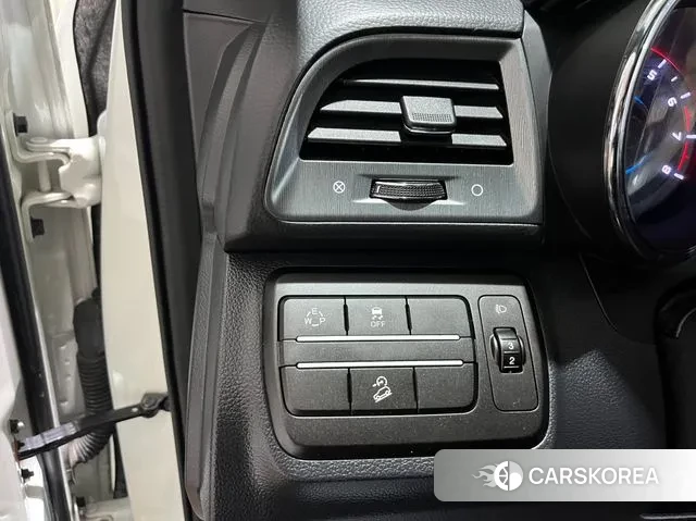 Ssangyong Tivoli Armor 2019 Белый из Кореи, фото 5