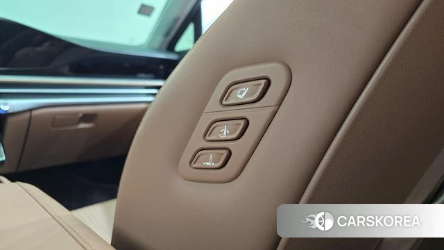 Hyundai Grandeur Hybrid (GN7) 2023 Белый из Кореи, фото 5