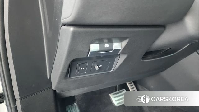 Land Rover Range Rover Evoque 2nd Generation 2019 Белый из Кореи, фото 5