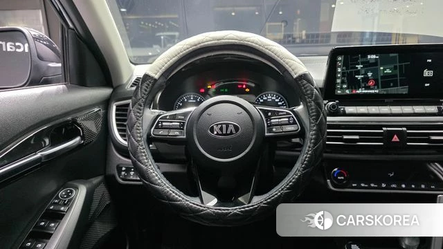 Kia Seltos 2020 Черный из Кореи, фото 5