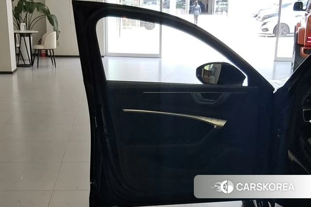 Audi A6L 2025 Черный из Китая, фото 5